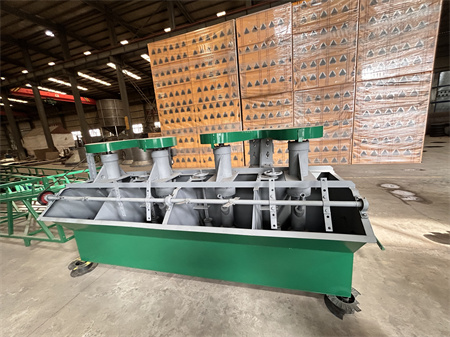 ���x�C�O��l������